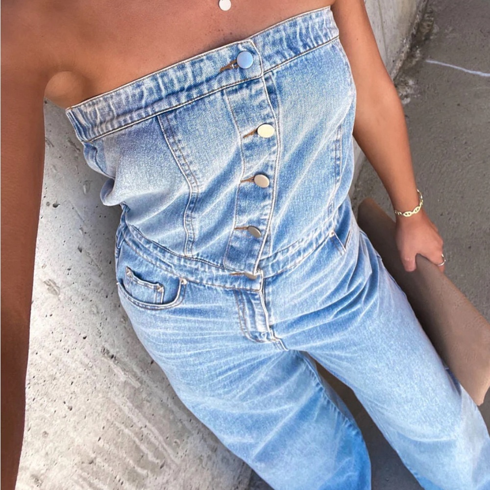 Vici denim jumpsuit. Never worn. Lost weight and is too big.